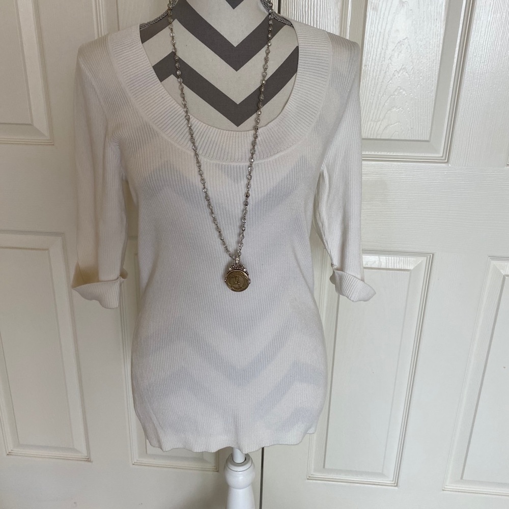 Woman’s INC size XL long sleeve top